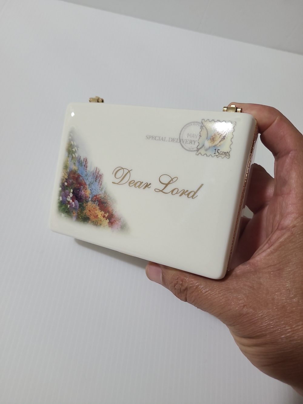 Thomas Kinkade Serenity Prayer Music Box Plays Amazing Grace 2005 - Picture 9 of 11
